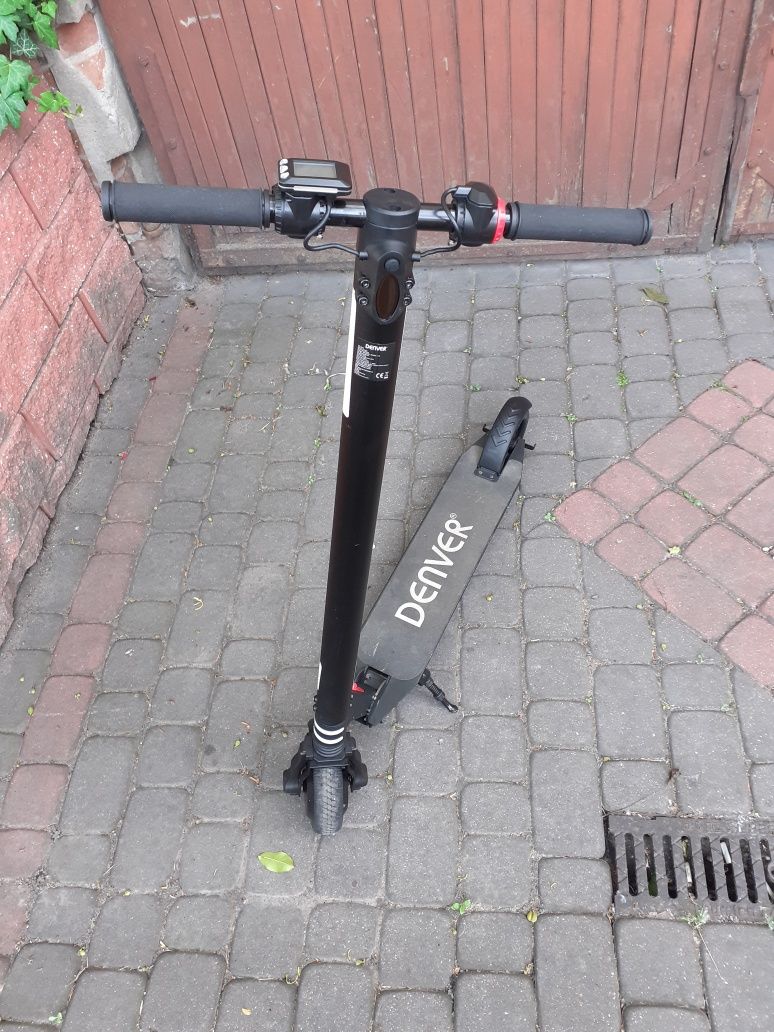 Hulajnoga elektryczna DENVER 300W