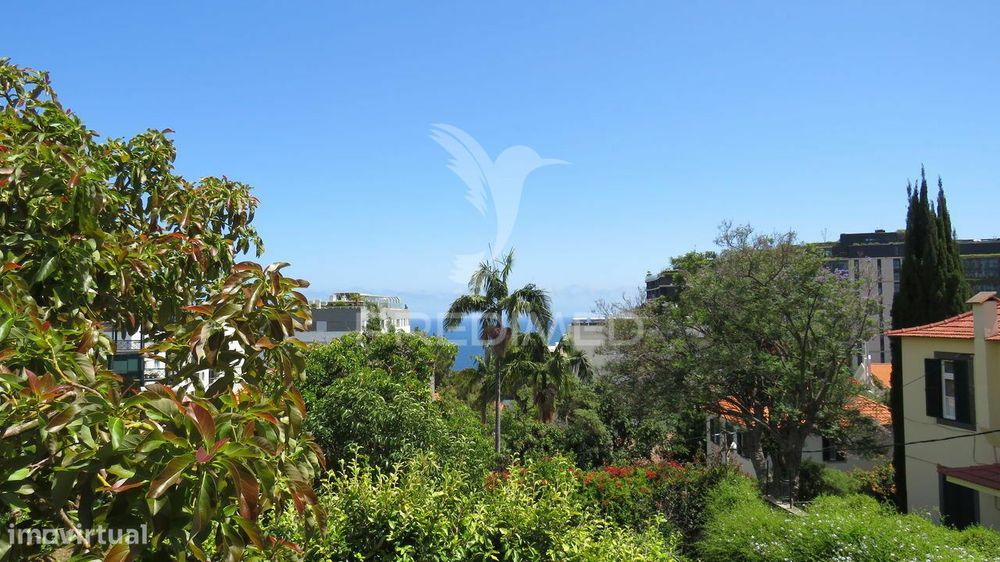 Moradia T4 Nos Ilheus