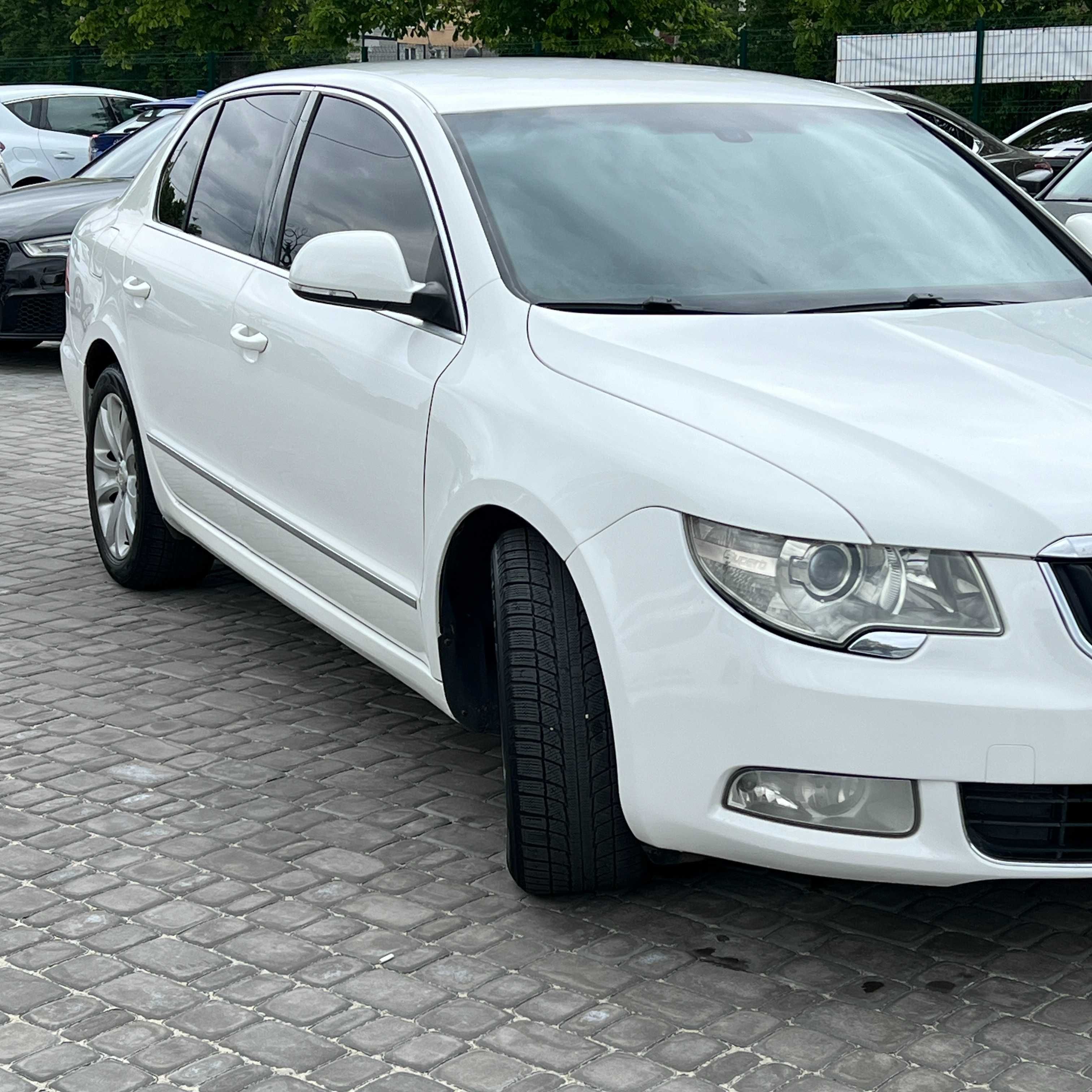 Продам Skoda Superb 2012 рік можлива розстрочка,кредитя,обмін!