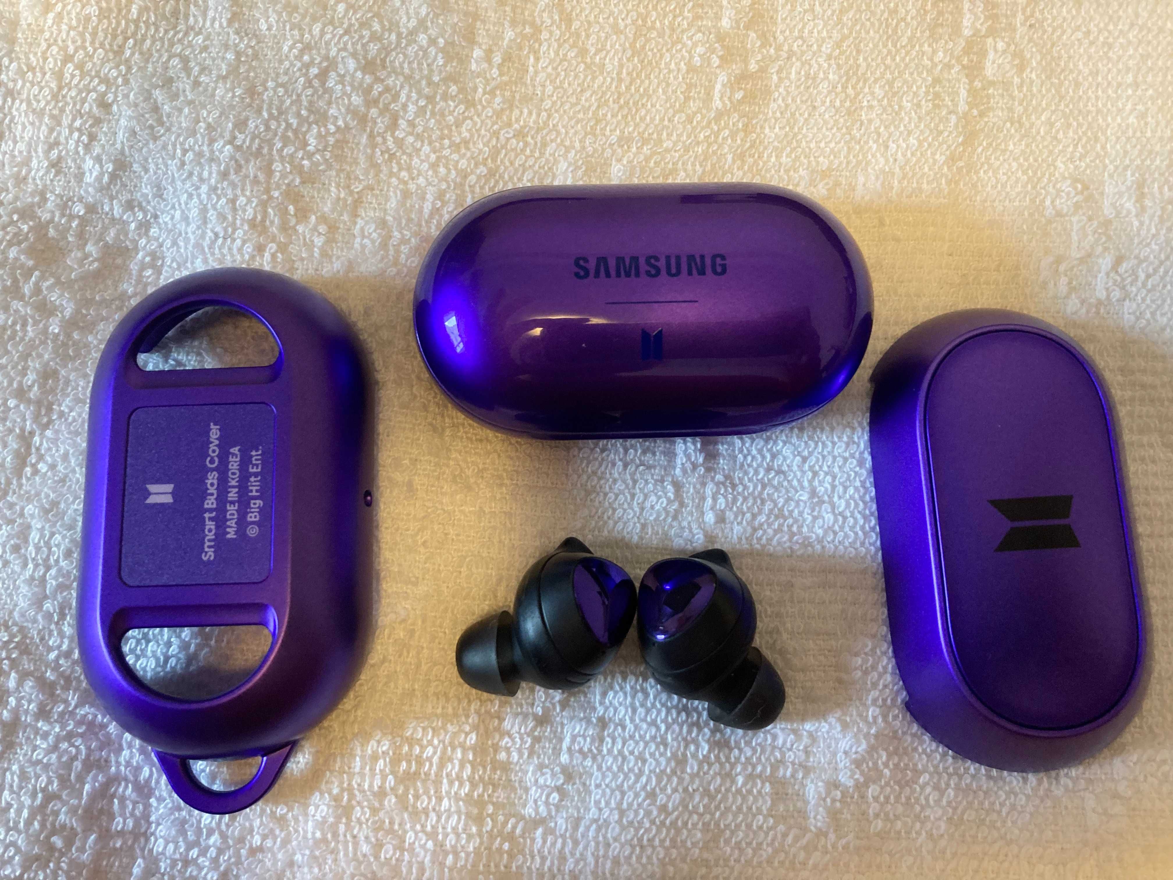 Galaxy Buds+ oficiais do BTS completo