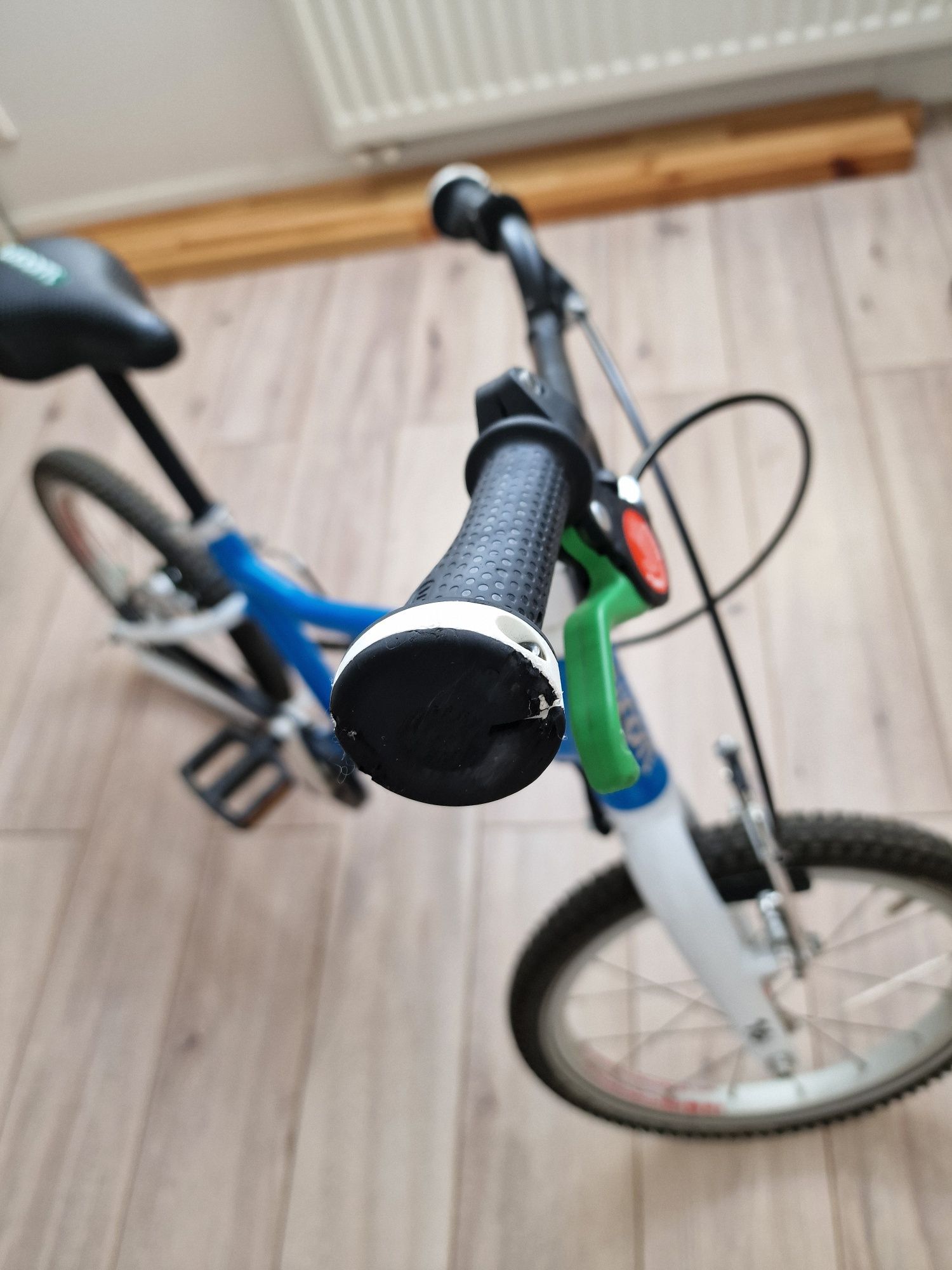Woom 3 automagic niebieski 16''