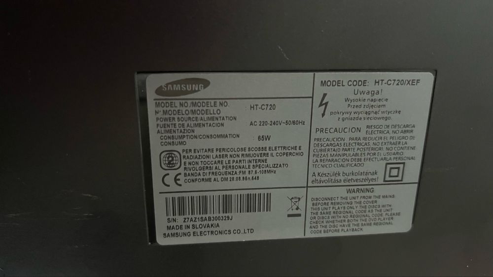 Leitor de CD/DVD Samsung HT-C720