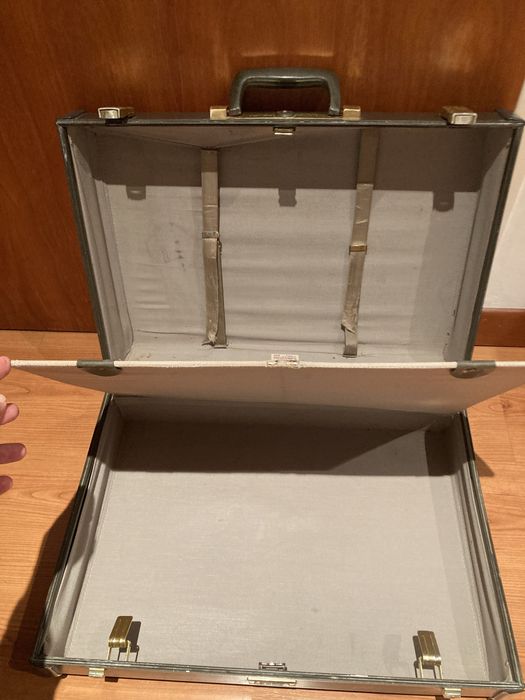 Mala  viagem vintage marca samsonite