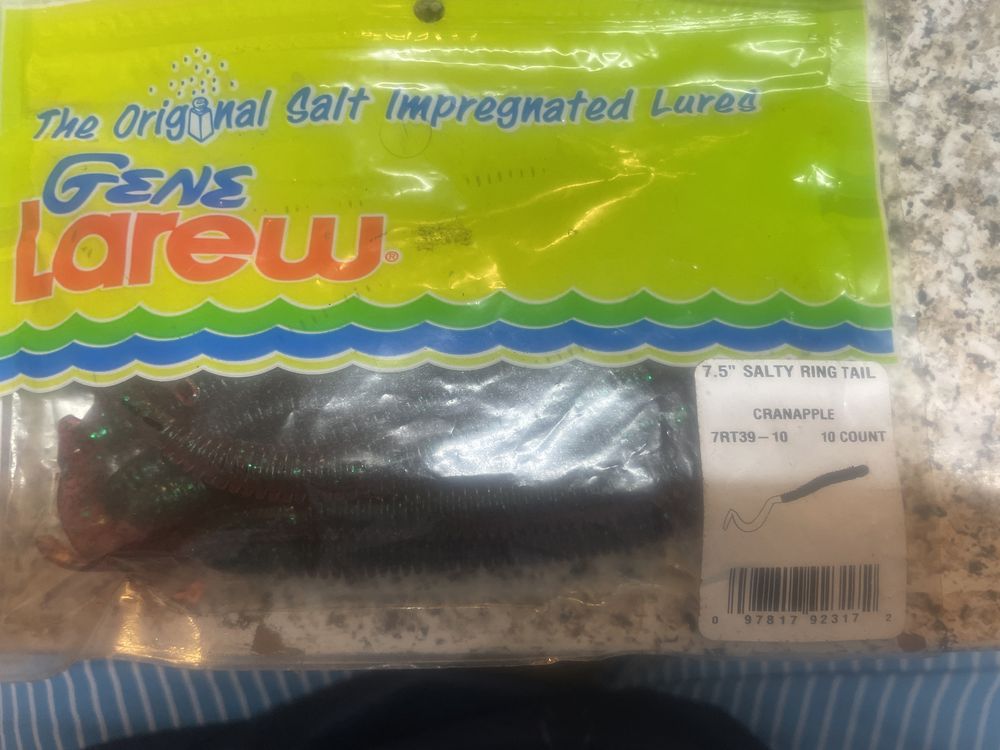 Embalagem de Amostras de pesca marca GENE LAREW mod ring tail