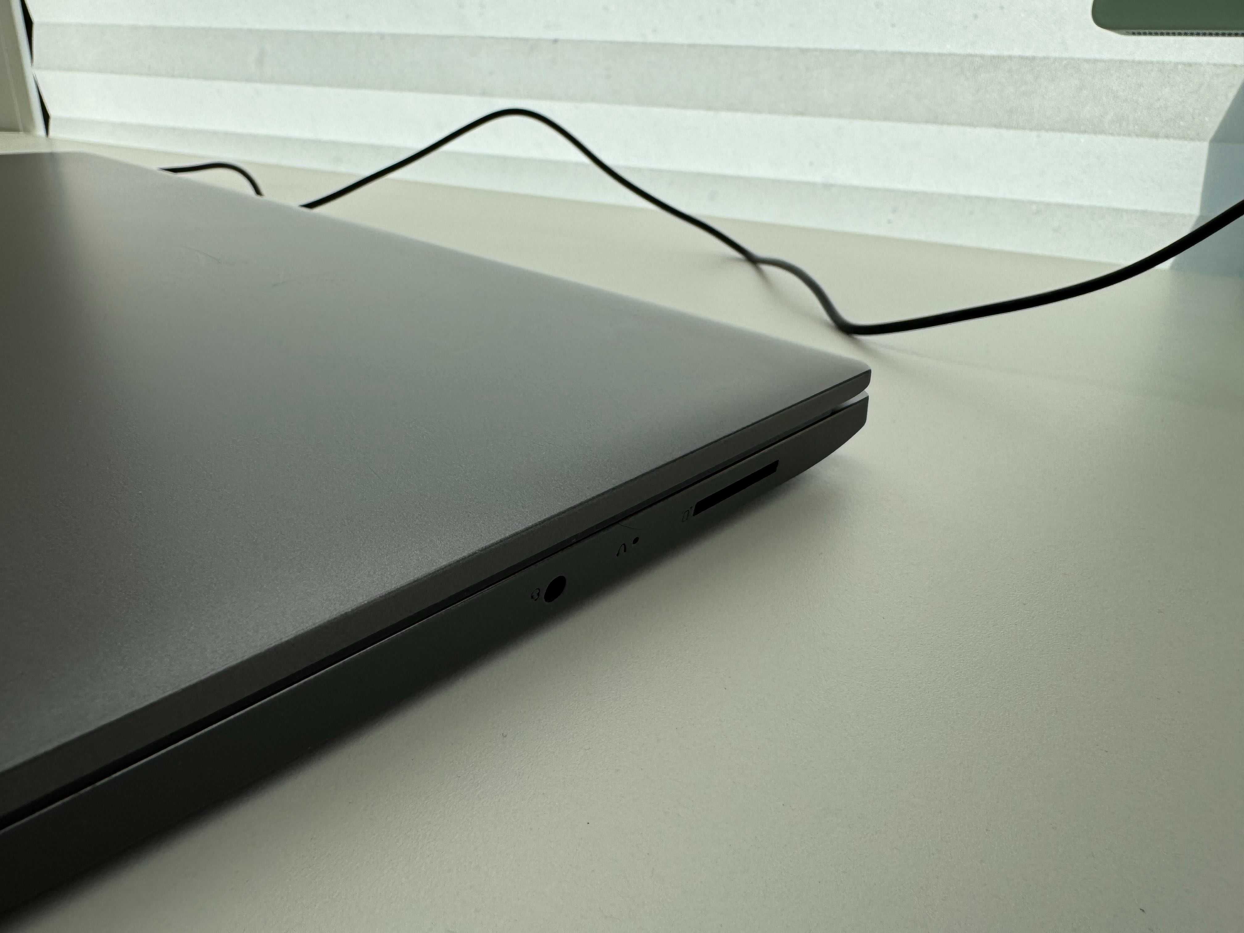 Ноутбук Lenovo V17 IIL 82GX007SRA 17,3" IPS, Core i5 3.6GHz, 8Gb, SSD