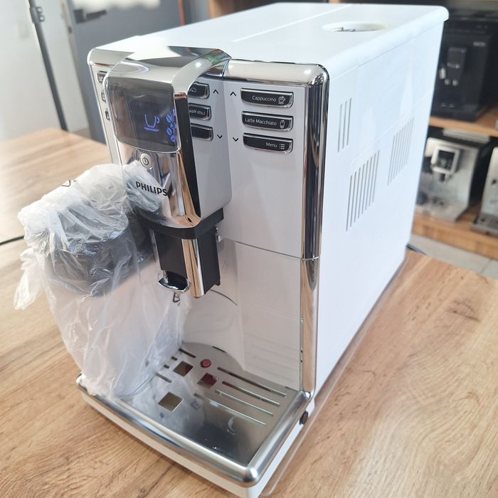 Кавомашина Philips EP5361