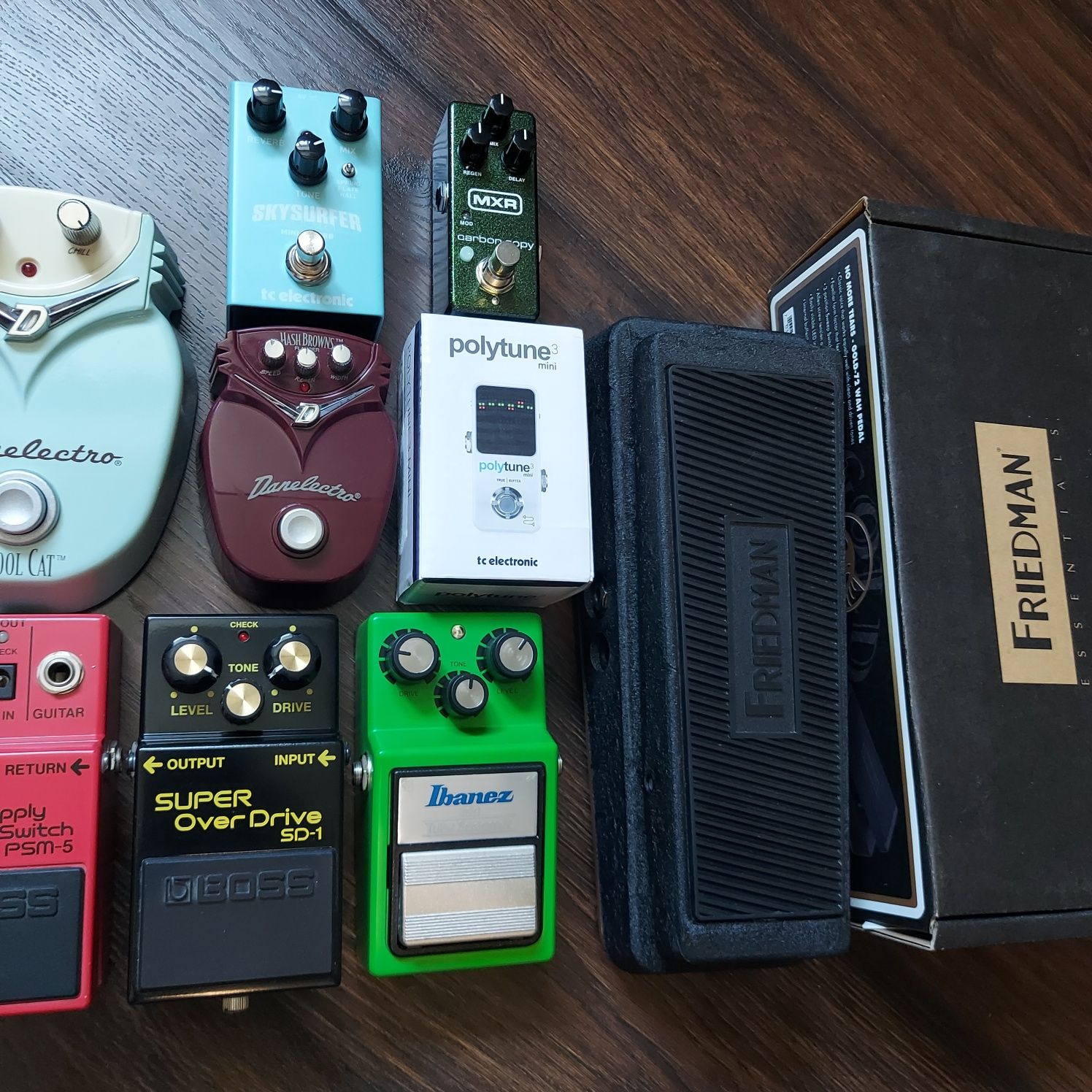 Гітарні педалі Line 6, BOSS, Friedman,  tc electronic, Danelectro, MXR