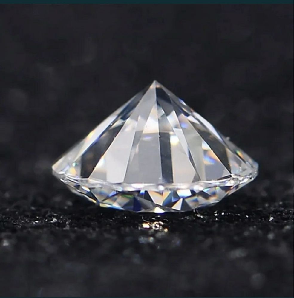 Бриллиант, мусаніт 0,5 CT