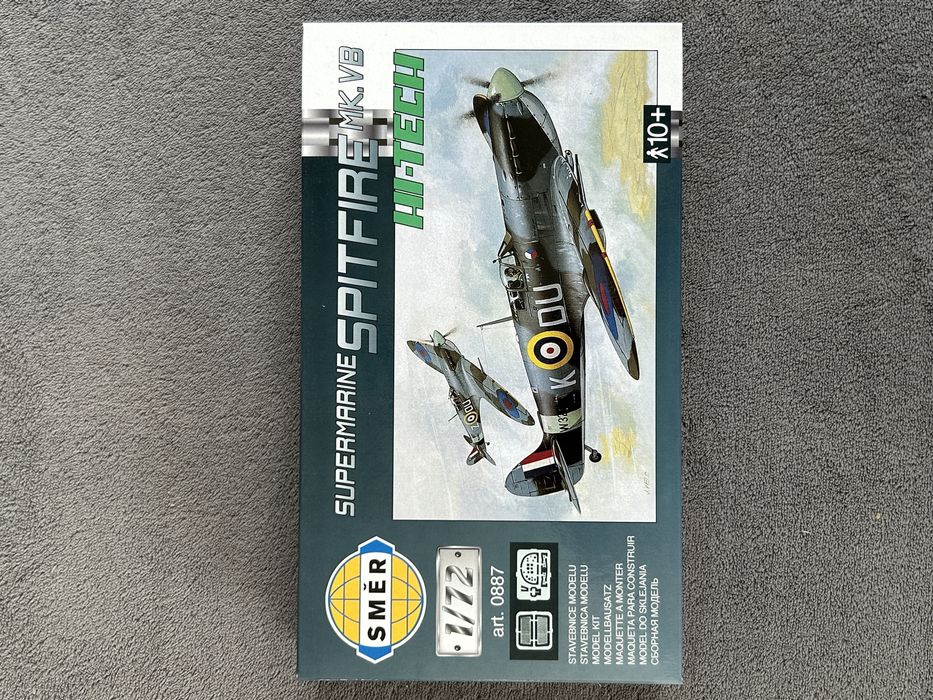 Samolot Supermarine Spitfire MK.V Hi-tech model do sklejania Smer 0887