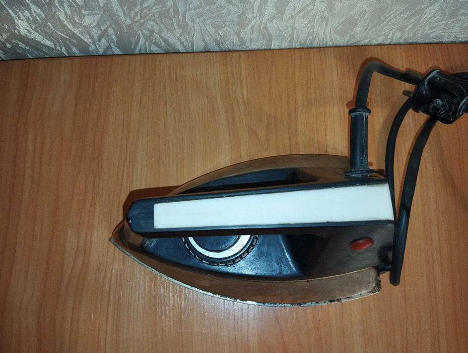 Праска ціна 75 грн.