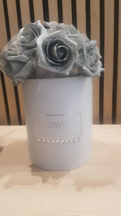 Pudełko ozdobne na bukiet  szare