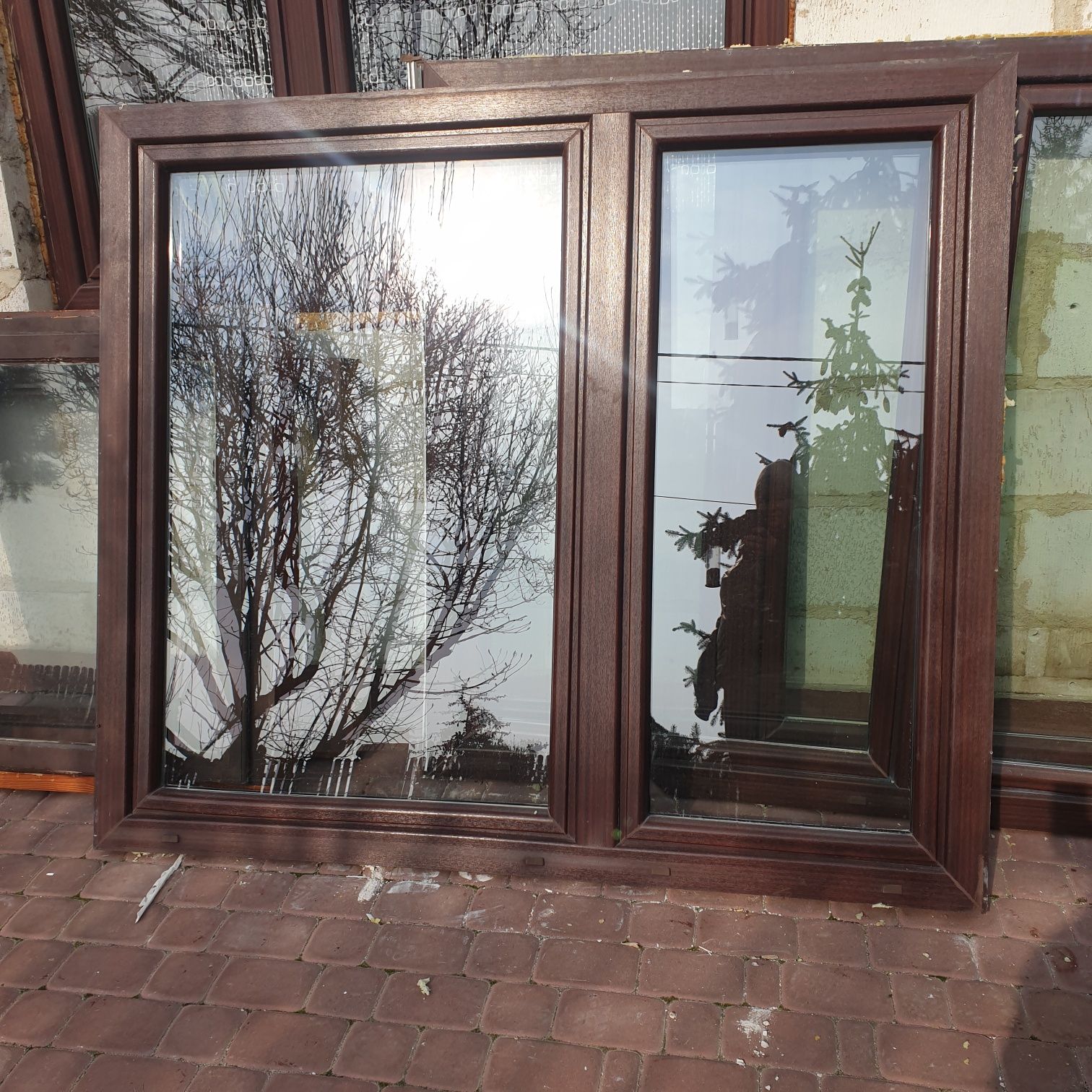 Okna drzwi PCV drewniane po demontażu mahoń białe brązowe 171x150cm