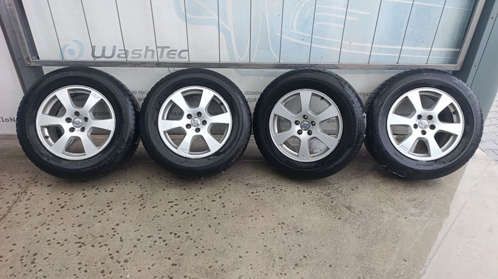 Felgi aluminiowe 17" Volvo XC90 / Ford ,opony 235/65 zimowe 5x108