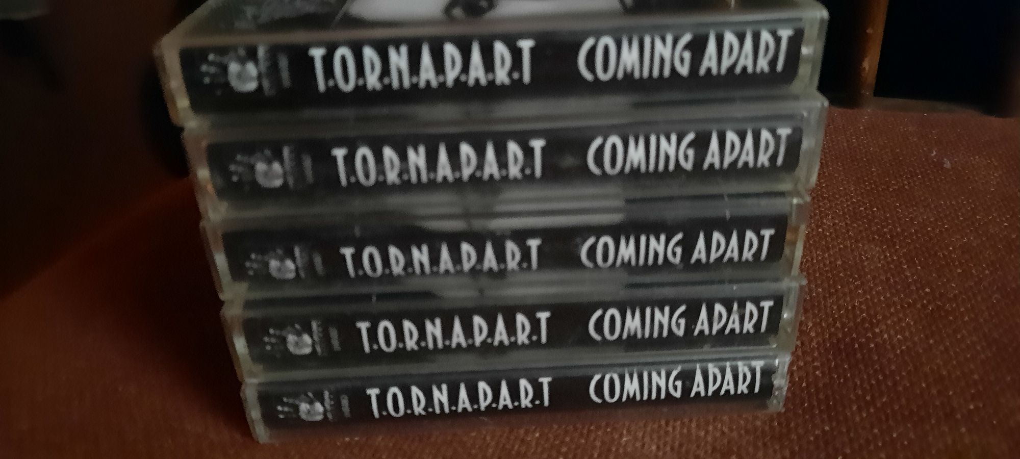 Torn Apart "Coming apart" + bonus ep (death metal)