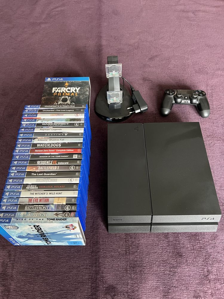 PlayStation 4 z 25 Grami