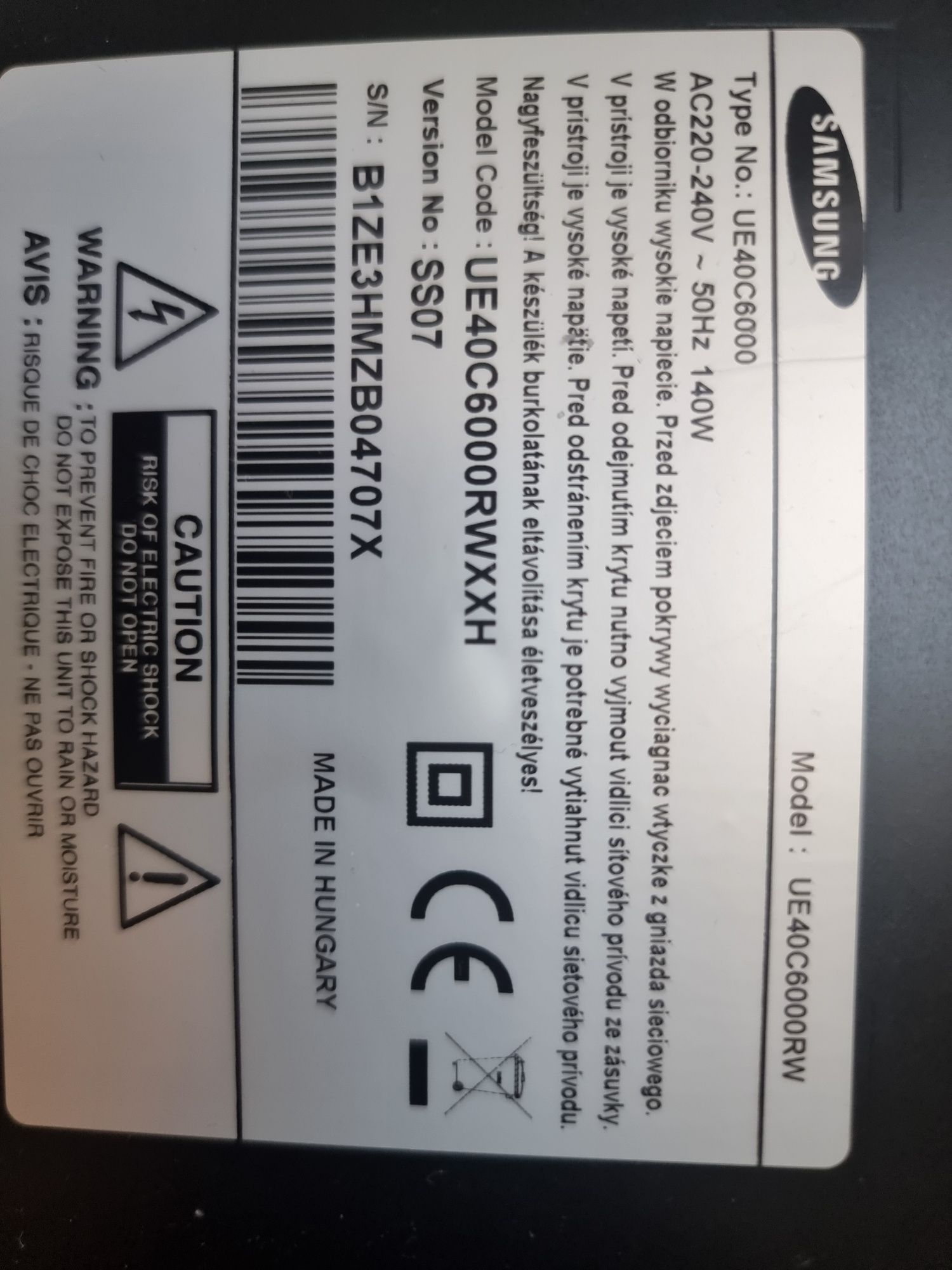 Telewizor LED Samsung UE40C6000RW szafka wieszak ścienny