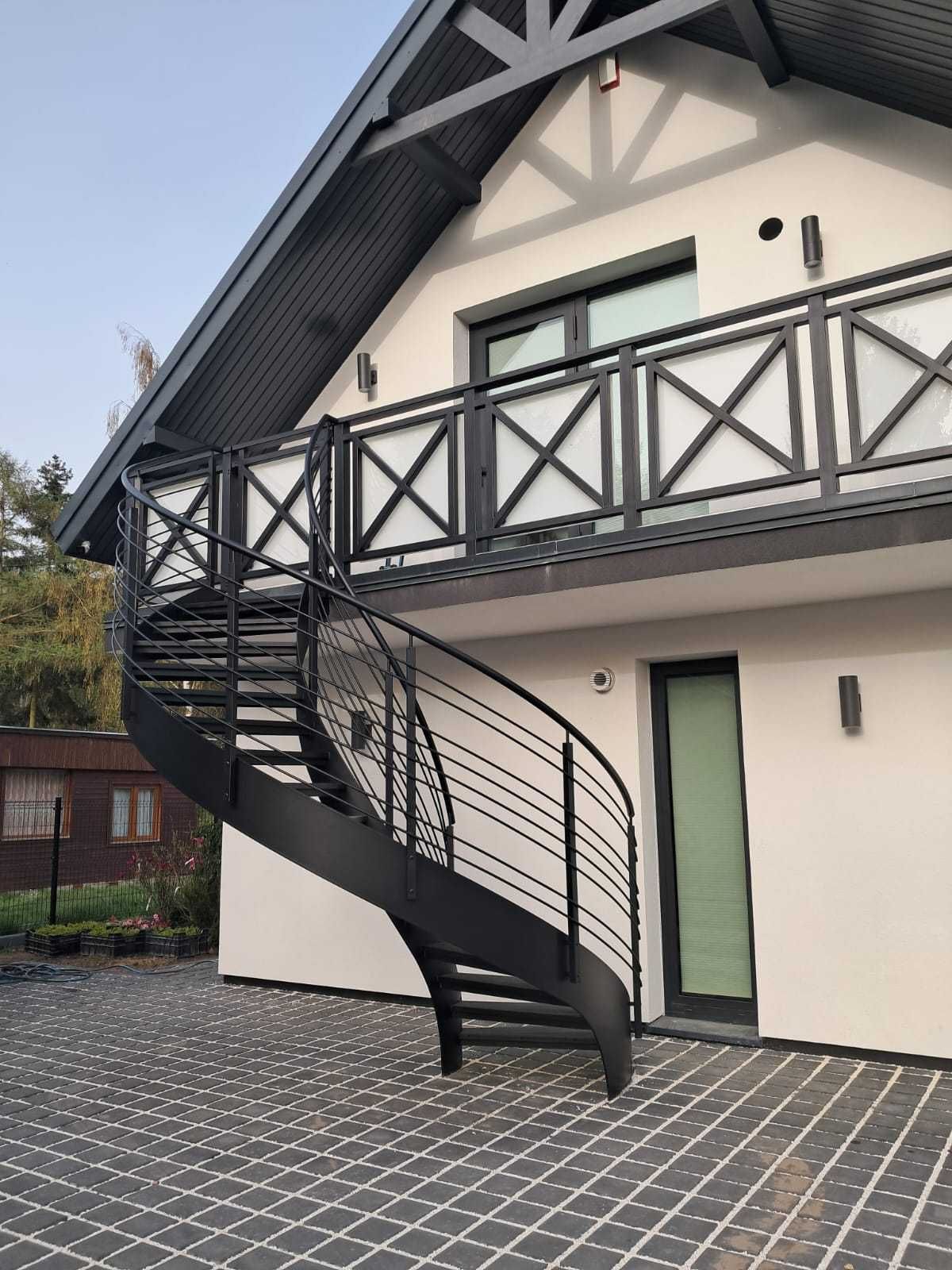 Ekskluzywne schody kręcone , spiralne i gięte balustrady szklane