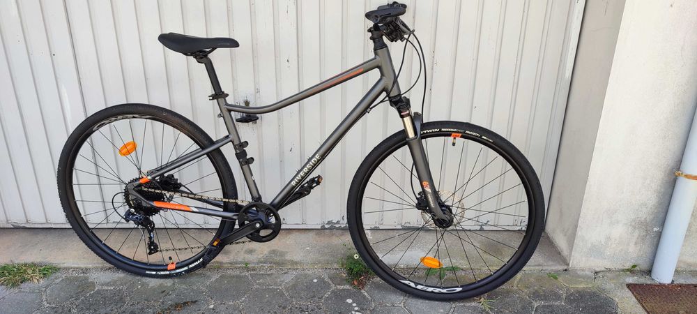 Bicicleta de treeking Riverside 900 tamanho M (+/- 70 kms de uso)