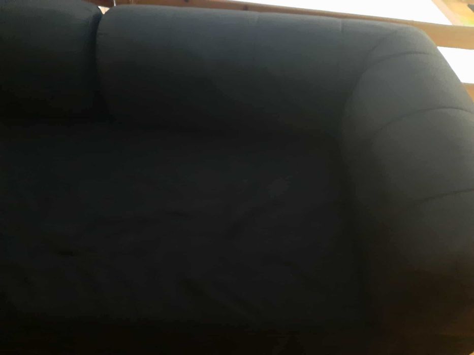 Używana sofa do imprezowego miejsca, schowka, piwnicy, etc.