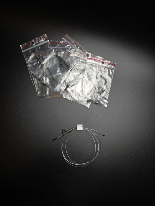 1 x fluorocarbon z bezpiecznym klipsem 50lb 1m Fiszka