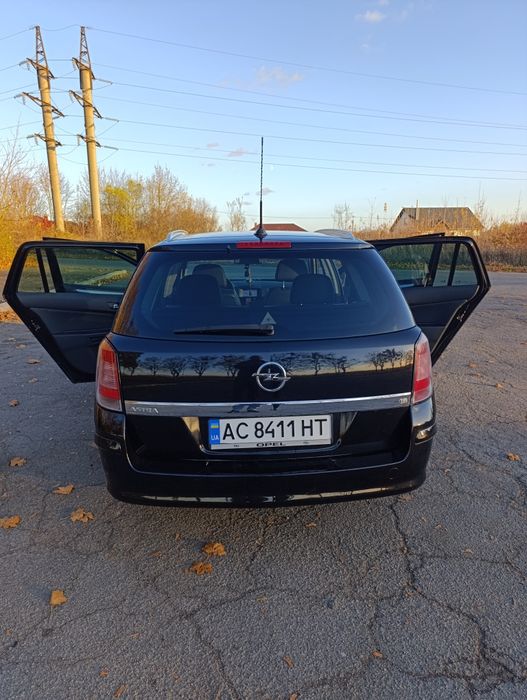 Продам Опель Астра 2008 рік..