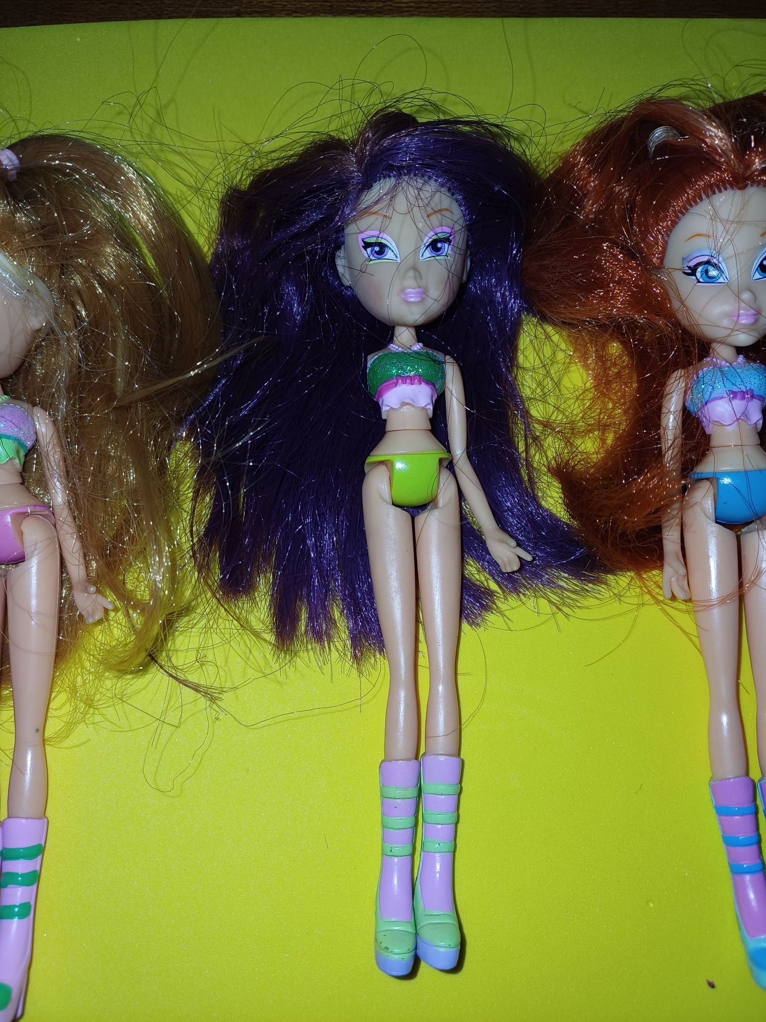 Conjunto de 3 bonecas Winx.