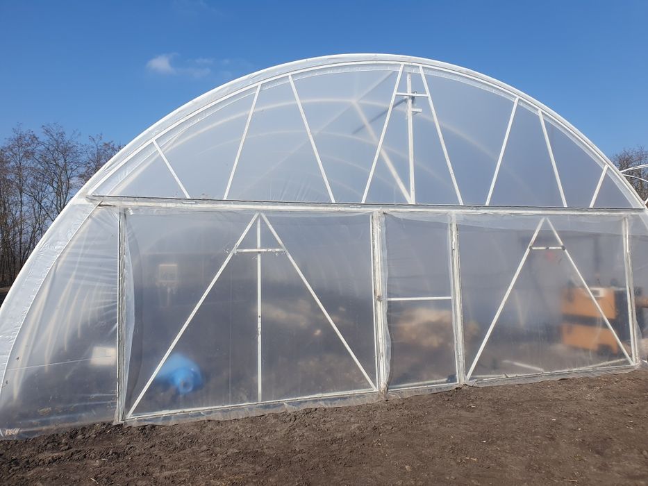 Встановлення арочних теплиць під ключ