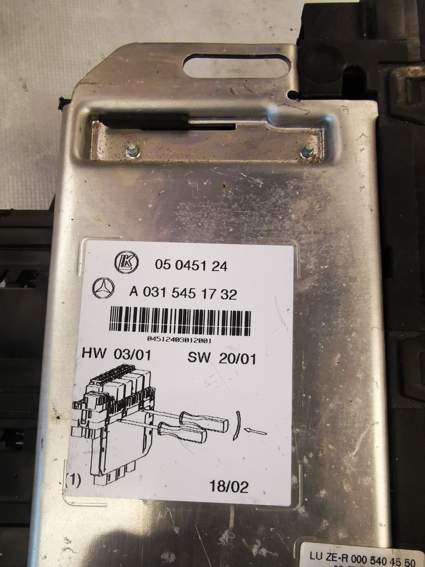 Mercedes w220 w215 CL moduł sam puszcza bezpieczników A032. 545.17.32