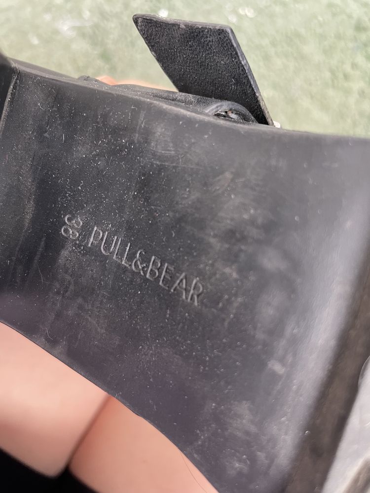 Черевики на підборах Pull & bear