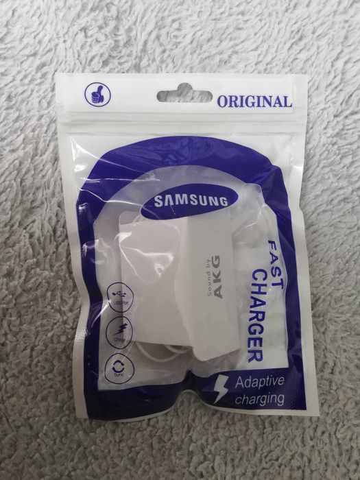 Słuchawki przewodowe douszne dokanałowe