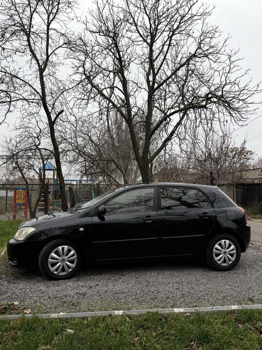 Продаю машину хорошу