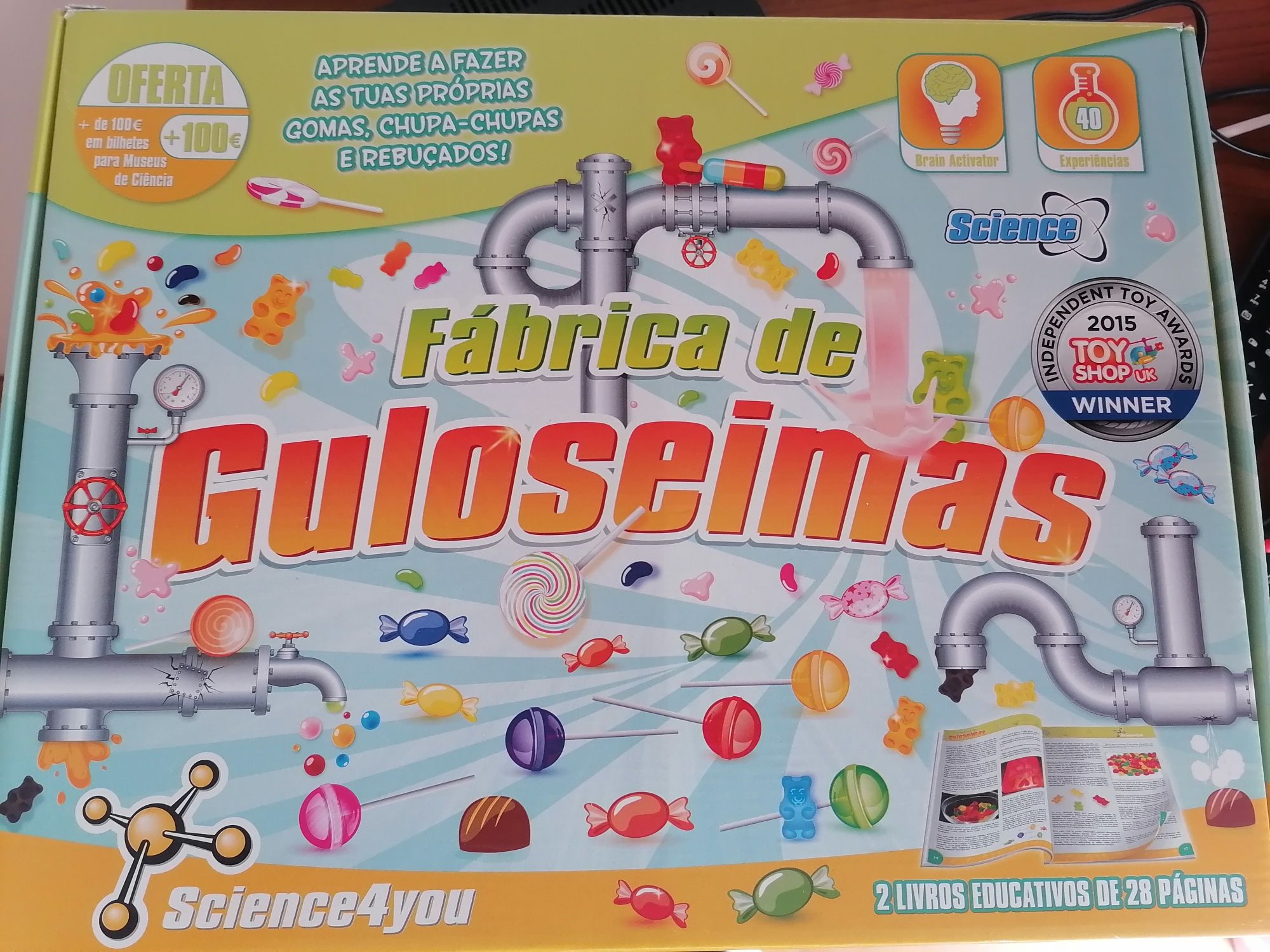 Vendo puzzles e jogos 4 em 1 e kit science 4 you