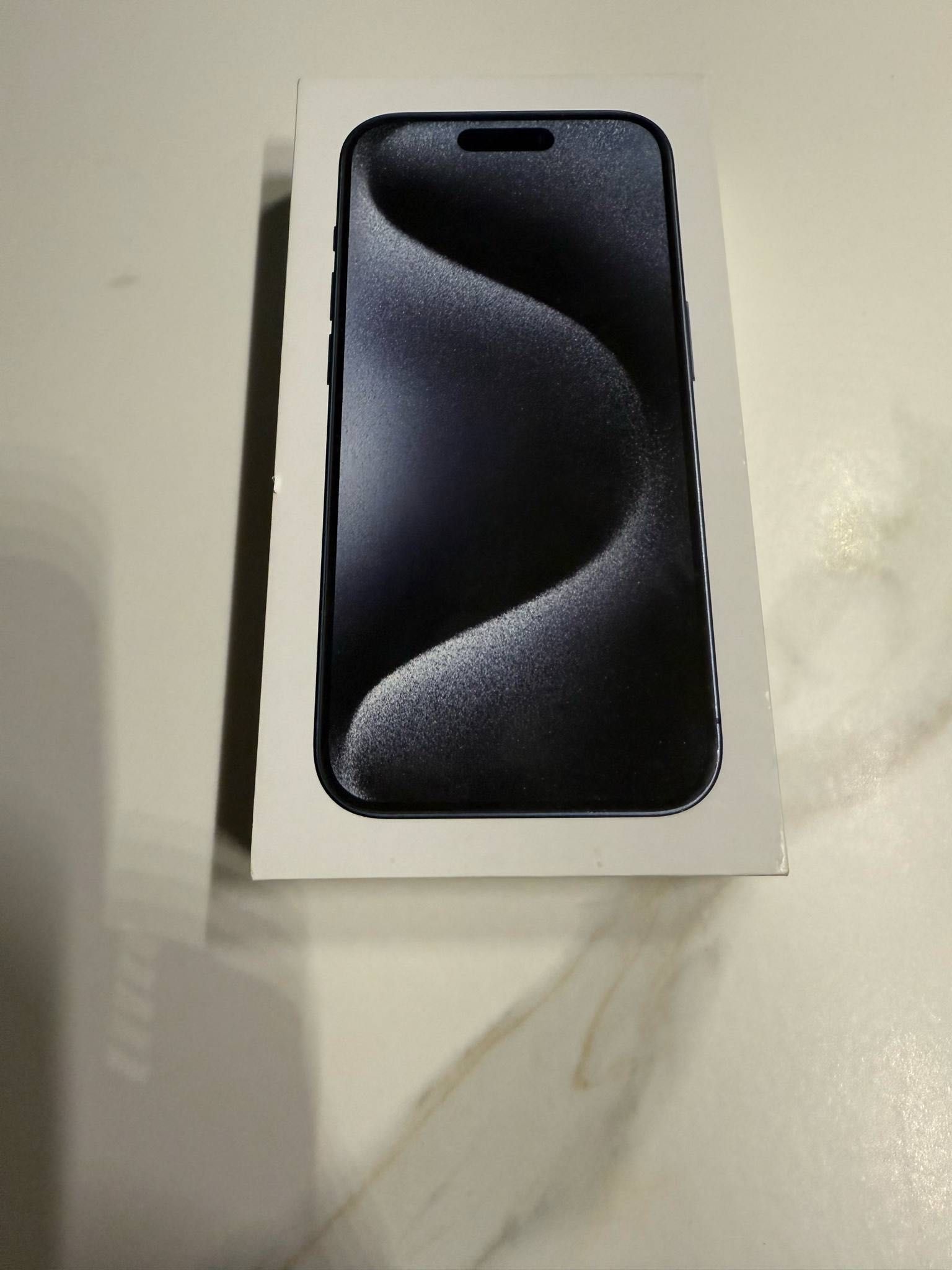 iPhone 15 Pro, 128GB Blue Titanium - stan idealny