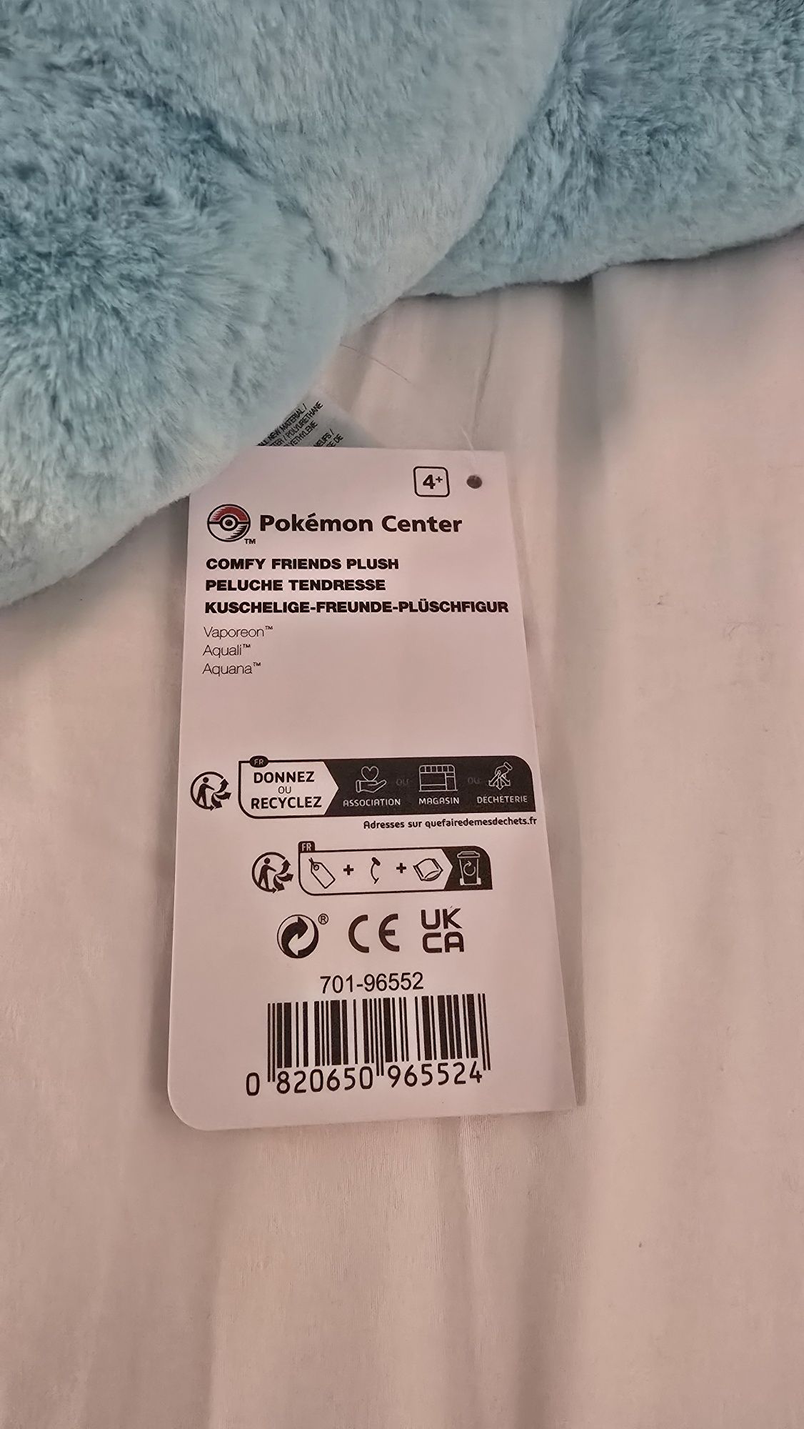 Comfy Friends Vaporeon pluszak Pokémon Center