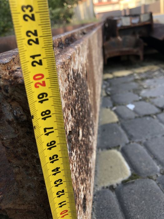 Балка металева (двотавра ) 0.6м на 15м довжина