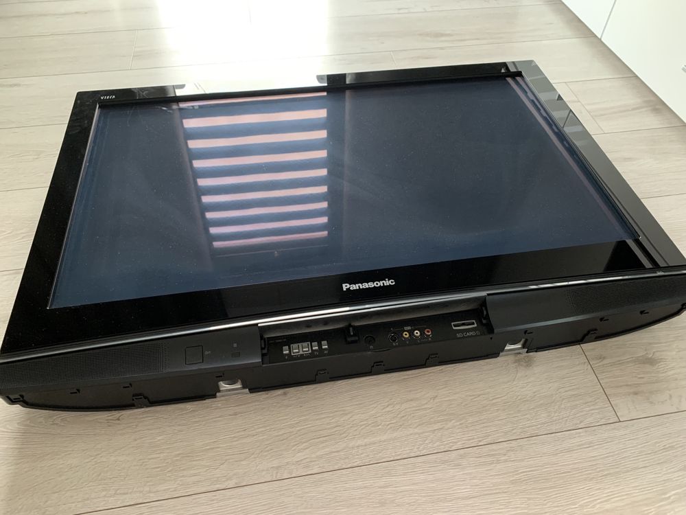 Panasonic Viera 37 cali, TH-37PV80PA