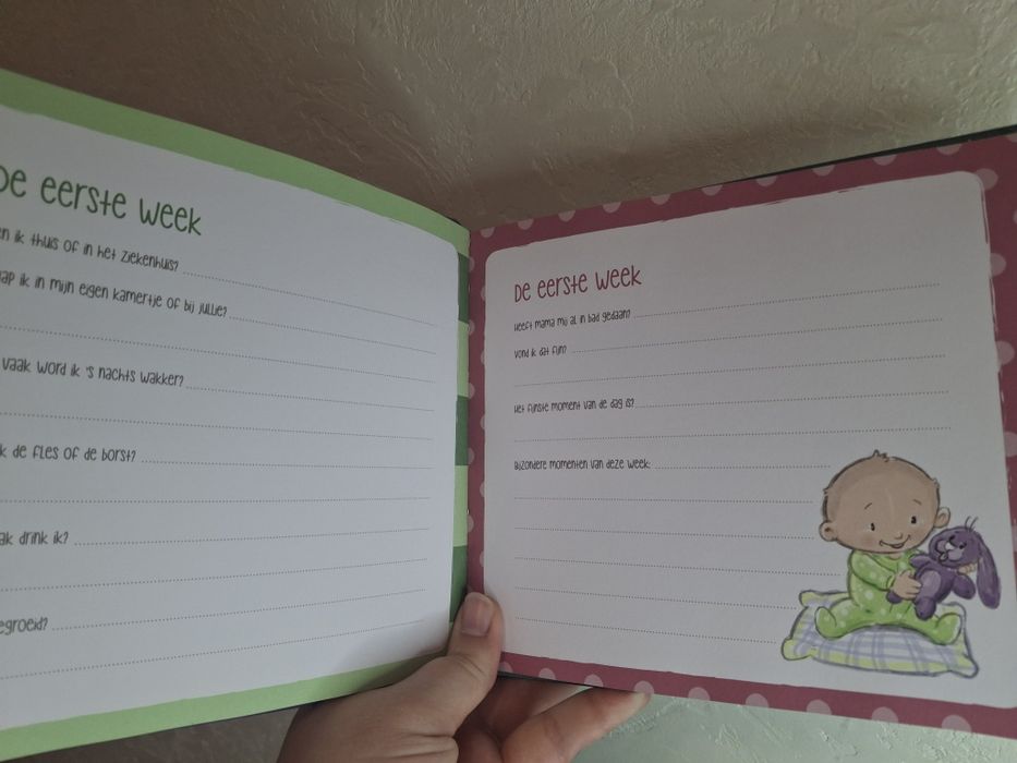 книга новонародженого  двобічна, мій перший рік, нідерландська мова