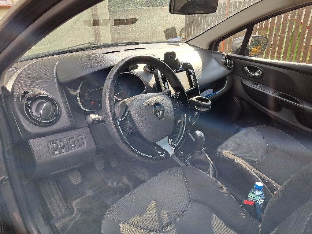 Sprzedam Renault Clio IV 2016 rok