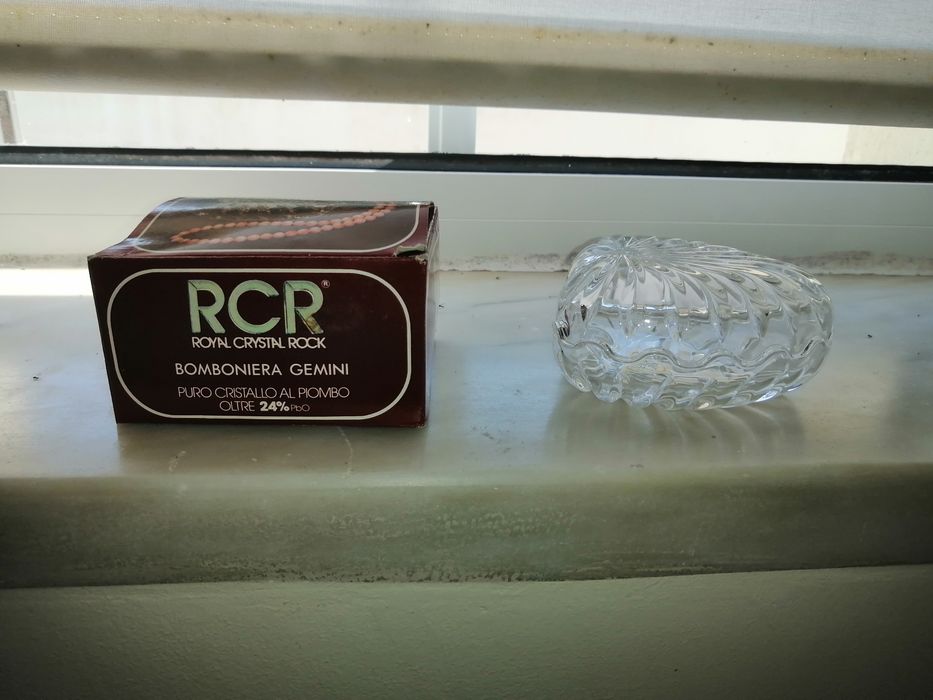 Guarda jóias em cristal RCR