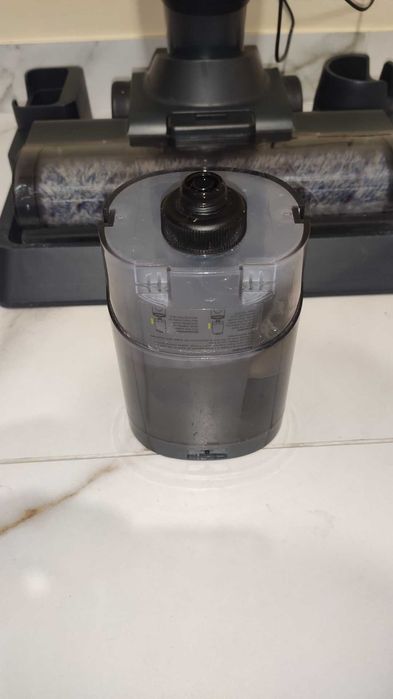 Пилосос акумуляторний вертикальний миючий Klarstein 10041383