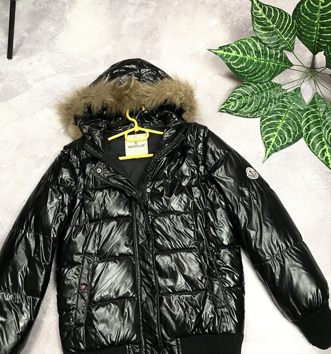 Пуховик / жилетка Moncler жіноча розмір XS/S