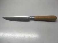 Faca de INOX com Cabo de Madeira