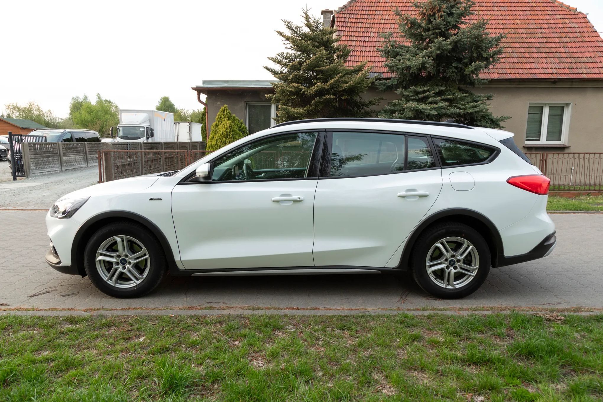 Ford Focus MK4 Active LED PDC Navi Head-up zarejestrowany w PL