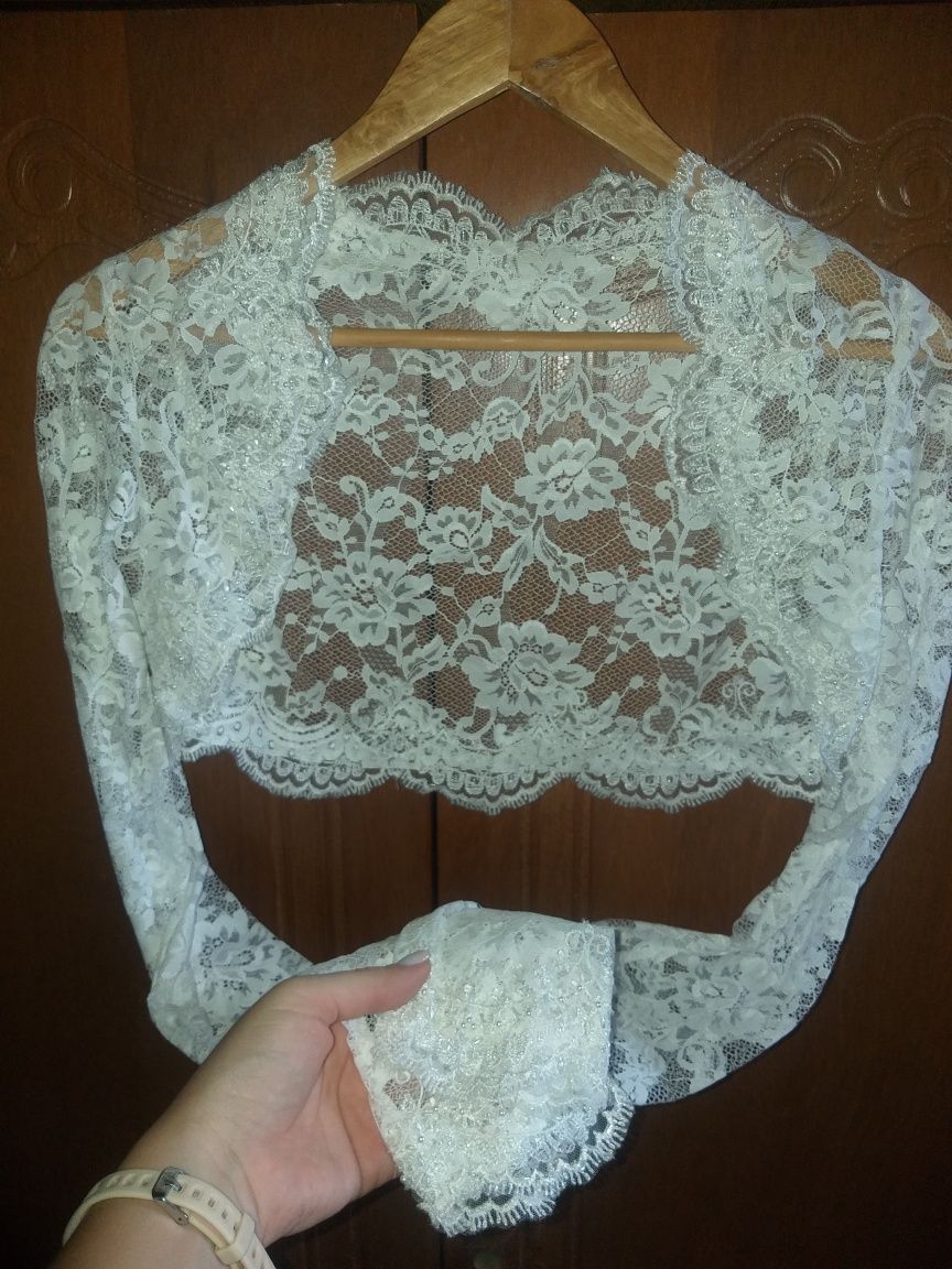 Продам свадебное платье Виола(салон Камилла), белого цвета