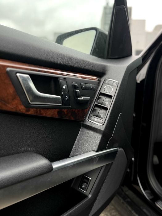 Mercedes-Benz GLK-Class 2012