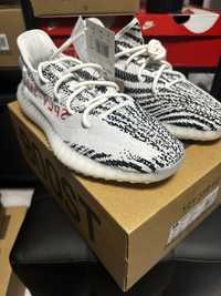 Yeezy boost 350 zebra 44eu 10us/ 44 2/3 10.5us