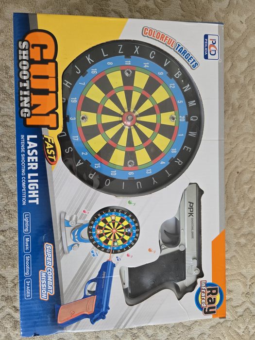 Іграшка лазерний пістолет з мішенню