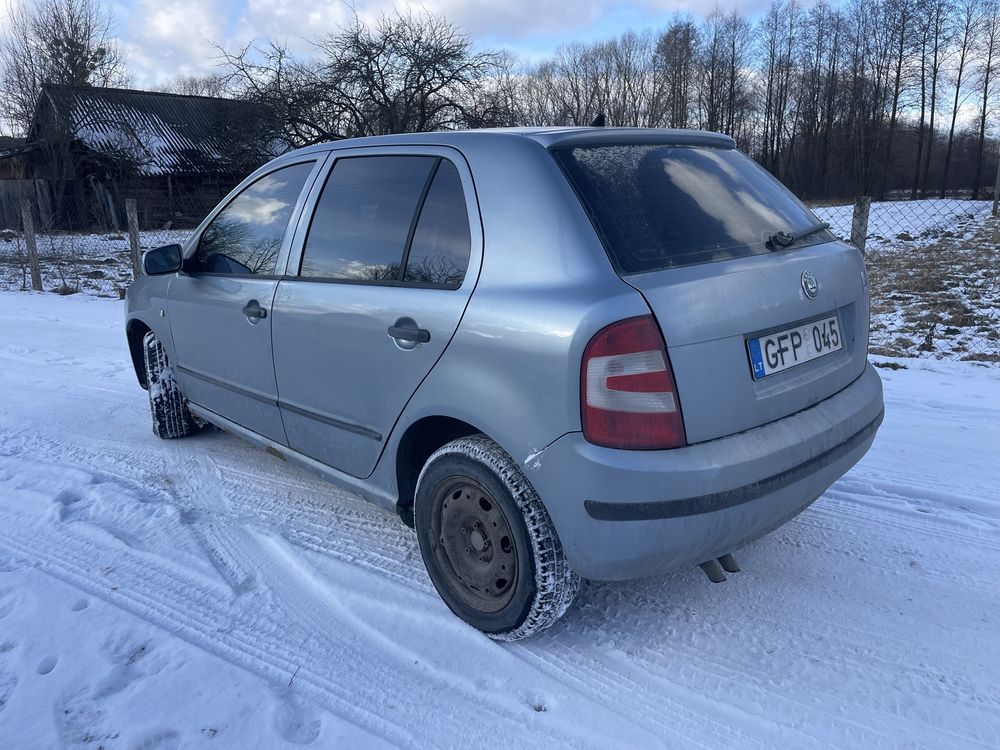 Разборка Skoda Фабия 1 Двигатель салон торпеда стекло