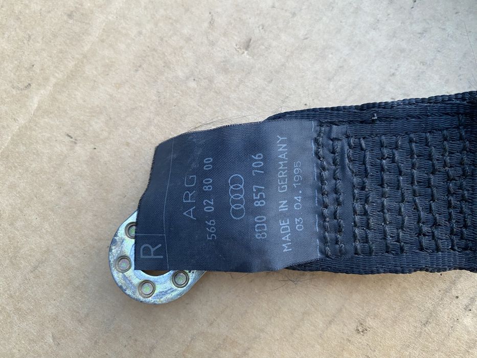 Audi a4b5 a4 b5 przed lift pas bezpieczenstwa prawy przod