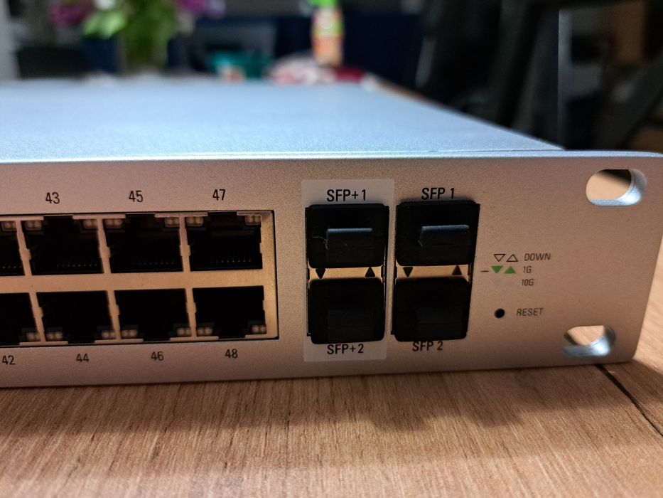 Switch ubiquiti us-48-500W